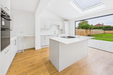 undefined, Garden Road, Walton-On-Thames