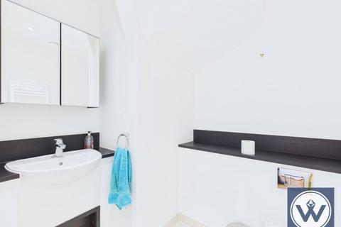 undefined, Bramwell Way, London, E16 2GR