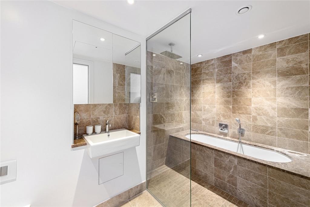 Principal Bathroom