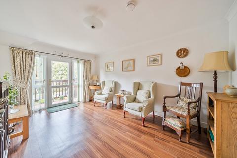2 bedroom retirement property for sale, Mary Rose Mews, Adams Way, Alton, Hampshire, GU34
