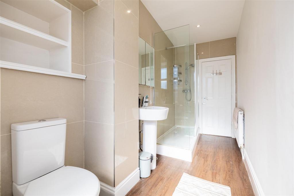 1 A Castle Hill Flat 3 2.jpg