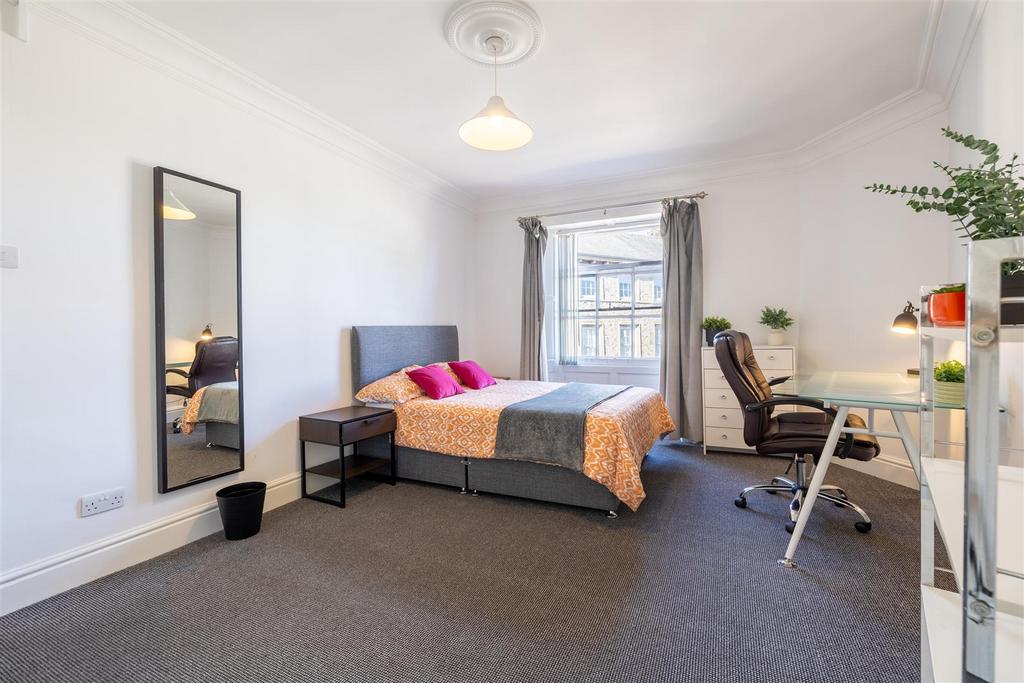 1 A Castle Hill Flat 3 9.jpg