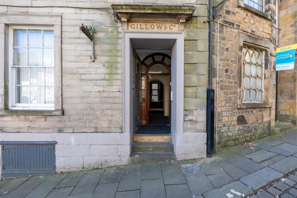 1 A Castle Hill Flat 3 10.jpg