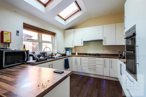 undefined, Derby Road, Nottingham NG7