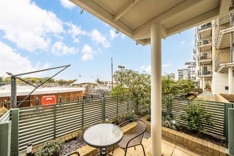 Point Pleasant, London SW18