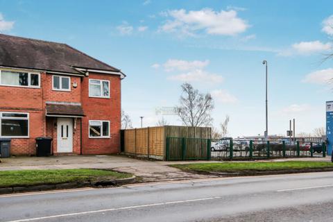 6 bedroom semi-detached house to rent, Genners Lane, Birmingham B32