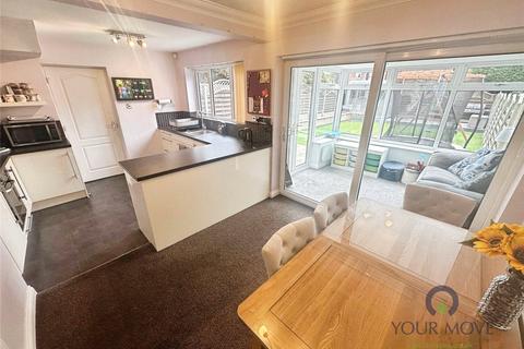 4 bedroom semi-detached house for sale, Coltbeck Avenue, Leicester LE19