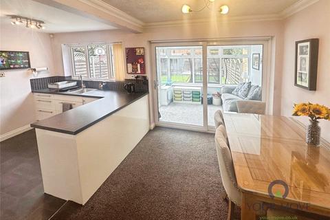 4 bedroom semi-detached house for sale, Coltbeck Avenue, Leicester LE19