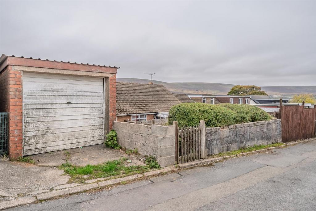 5 Llanover Road Estate-15.jpg