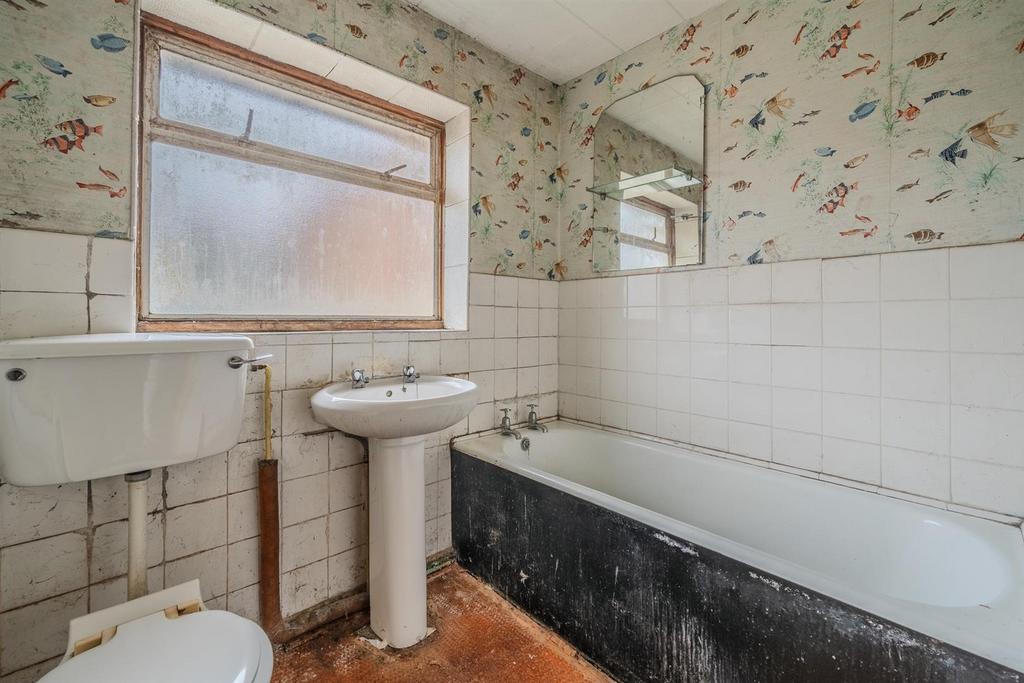 5 Llanover Road Estate-8.jpg