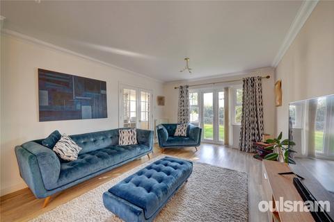 6 Greyfriars Drive, Bromsgrove, B61 7LF