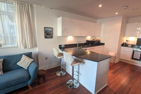 2 bedroom apartment to rent, QUAY HOUSE, BROAD STREET, PO1 2GL