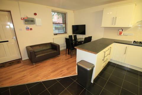 1 bedroom terraced house to rent, North Sherwood Street, Nottingham NG1
