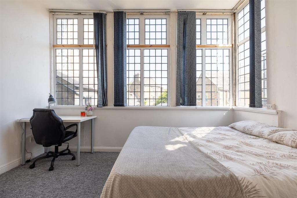 23 Castle Hill Flat 1 14.jpg