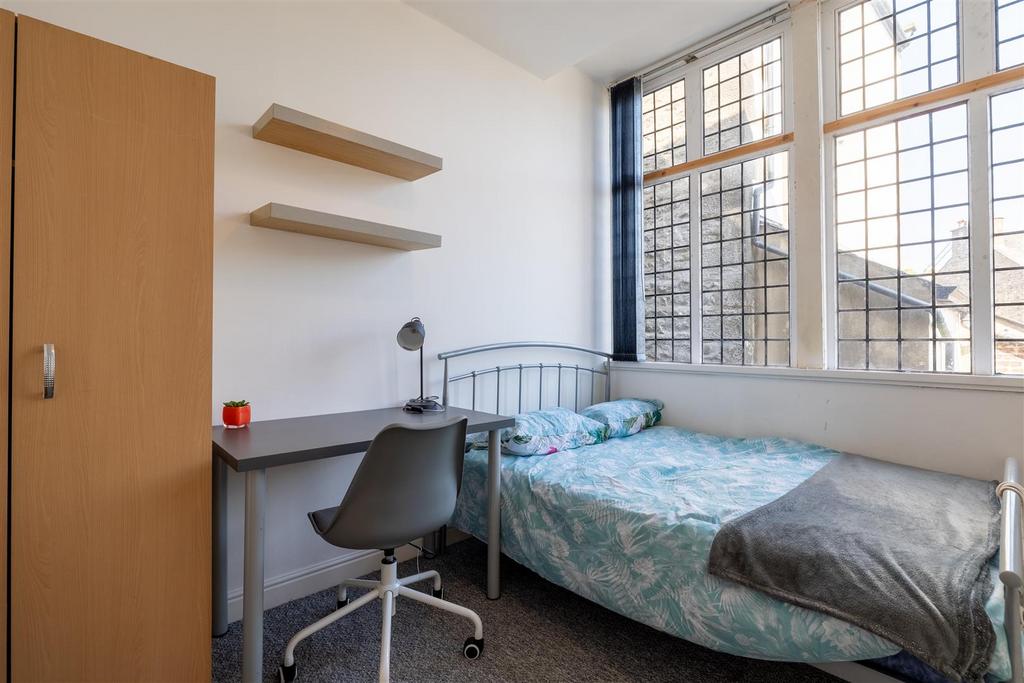 23 Castle Hill Flat 1 11.jpg