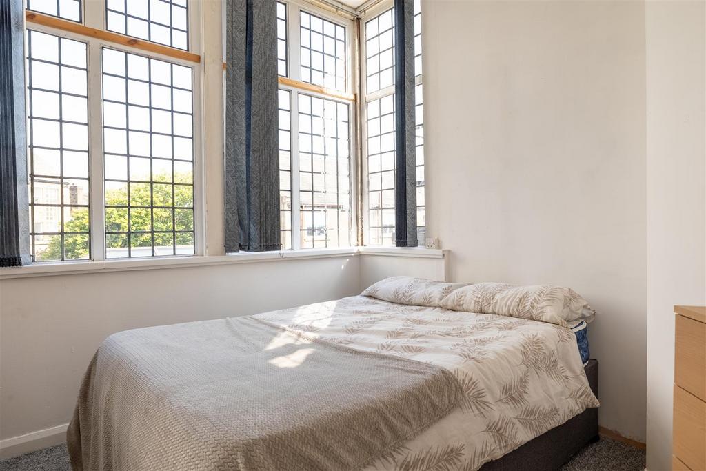 23 Castle Hill Flat 1 13.jpg