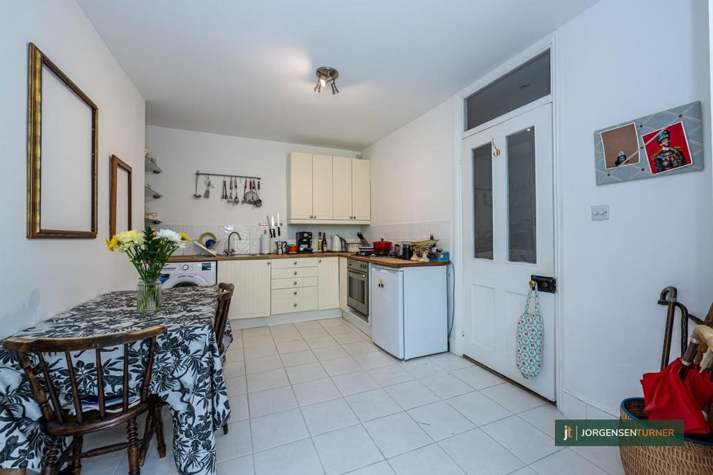 Kitchen Lower Ground .jpg