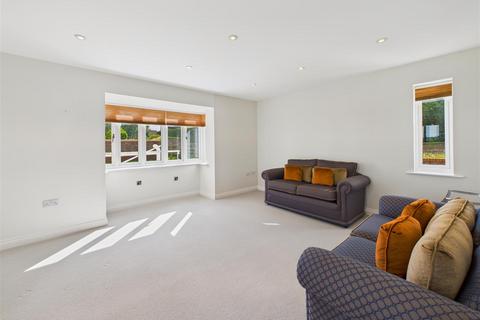 4 bedroom detached house for sale, Manor Fields, West Ella