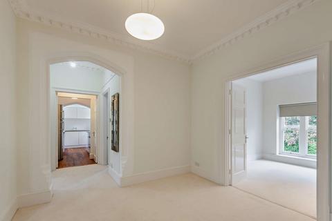 undefined, Guildown Road, Guildford, Surrey