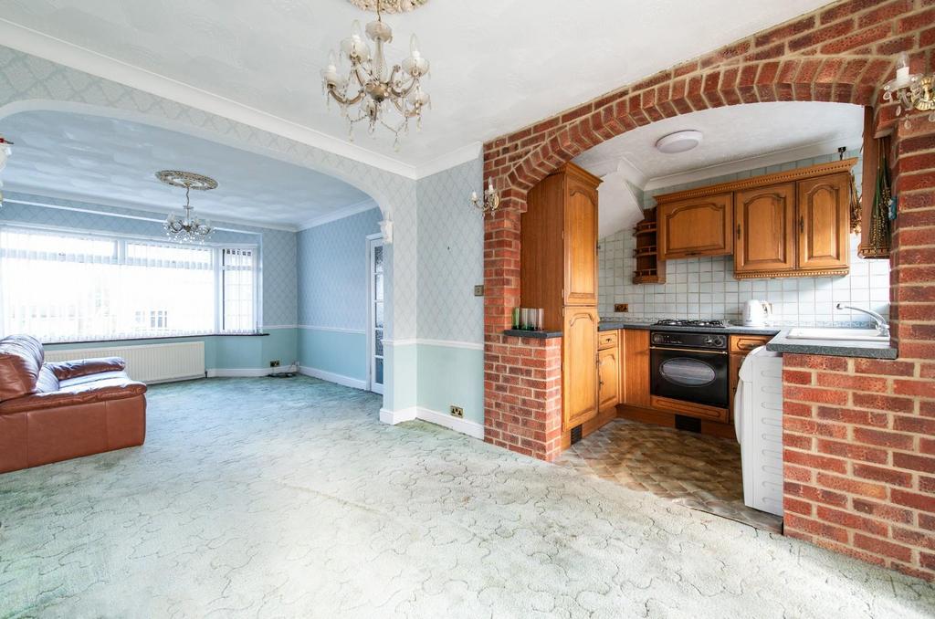 Living Room/Kitchen