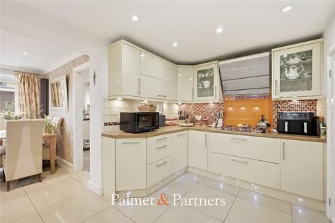 3 bedroom semi-detached house for sale, Pyms Road, Chelmsford CM2