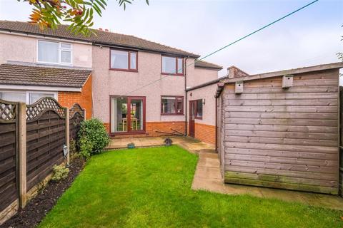 4 bedroom semi-detached house for sale, Deer Croft Drive, Huddersfield,HD3