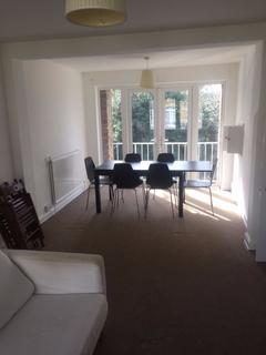 3 bedroom apartment to rent, Langford Green,  Camberwell, SE5