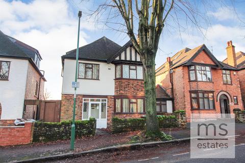 6 bedroom detached house to rent, Harlaxton Drive, Nottingham NG7