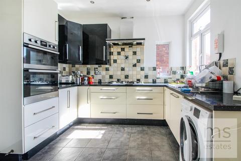 undefined, Harlaxton Drive, Nottingham NG7