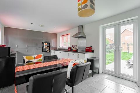 4 bedroom detached house for sale, Silver Birch Road, Dereham