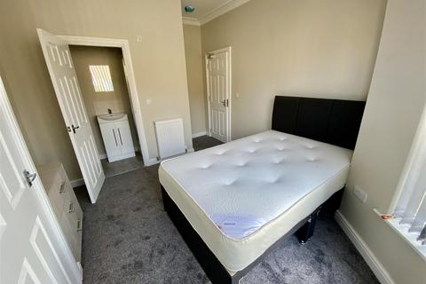 6 bedroom private hall to rent, Coulston Road, Lancaster LA1