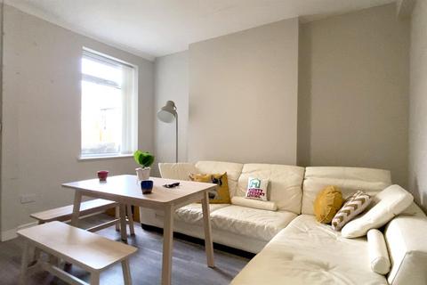 Coulston Road, Lancaster LA1