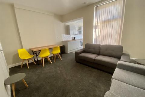 5 bedroom private hall to rent, Coulston Road, Lancaster LA1