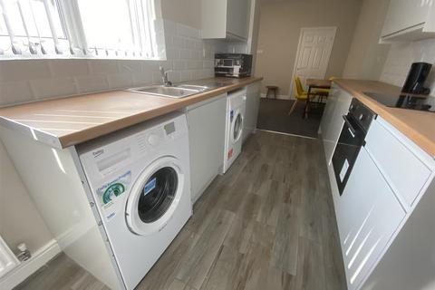 5 bedroom private hall to rent, Coulston Road, Lancaster LA1