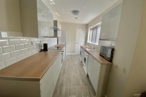 5 bedroom private hall to rent, Coulston Road, Lancaster LA1