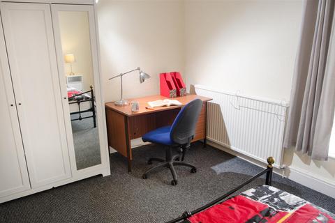 5 bedroom private hall to rent, Coulston Road, Lancaster LA1