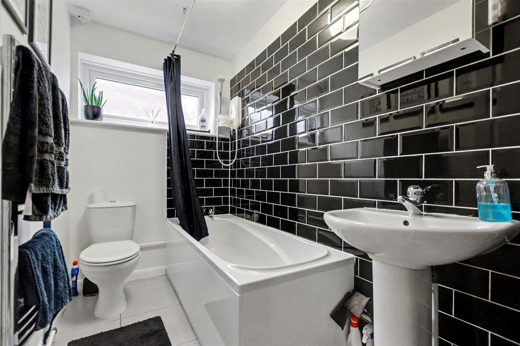 Bathroom.jpeg