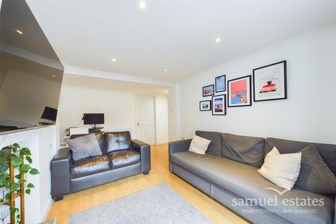 1 bedroom flat to rent, Byrne Road, London, SW12