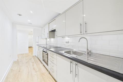 1 bedroom flat to rent, Byrne Road, London, SW12