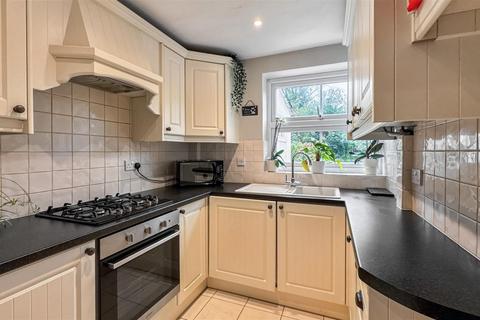 undefined, Winchester Street, Farnborough