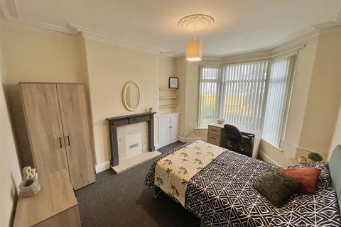 4 bedroom private hall to rent, Coulston Road, Lancaster LA1
