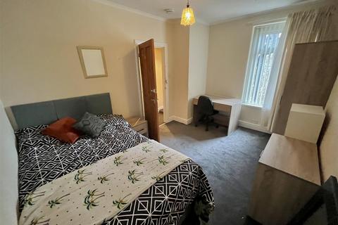 4 bedroom private hall to rent, Coulston Road, Lancaster LA1