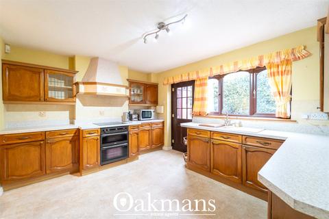 4 bedroom detached house for sale, Meadowvale Road, Bromsgrove B60