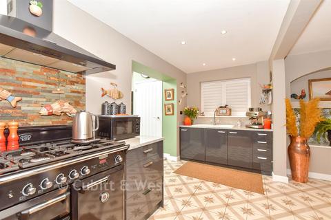 2 bedroom semi-detached house for sale, Curzon Howe Road, Portsmouth, Hampshire