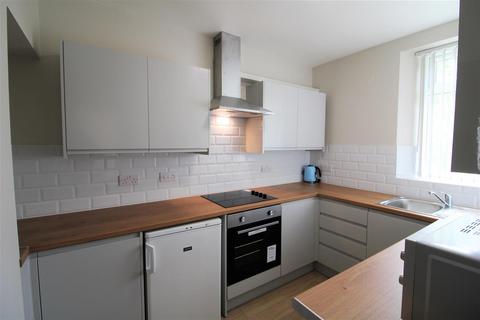5 bedroom private hall to rent, Coulston Road, Lancaster LA1