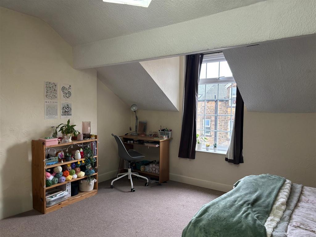 Bedroom 1.png