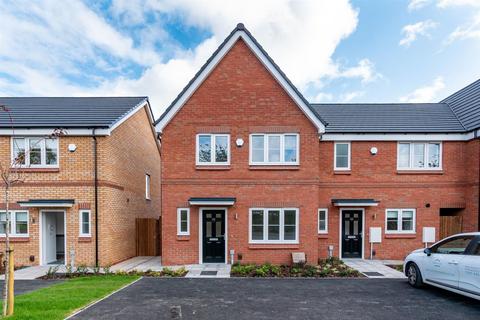 3 bedroom terraced house to rent, Newport Lane, Stoke-on-Trent, ST6