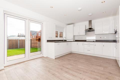 3 bedroom terraced house to rent, Newport Lane, Stoke-on-Trent, ST6