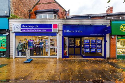 School Road, Sale M33