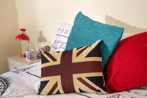 6 bedroom private hall to rent, Dallas Road, Lancaster LA1